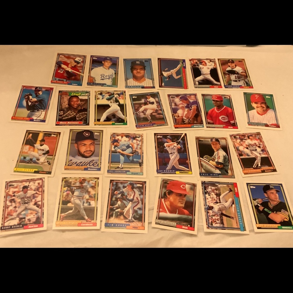 Bundle of Baseball Cards Lot 103